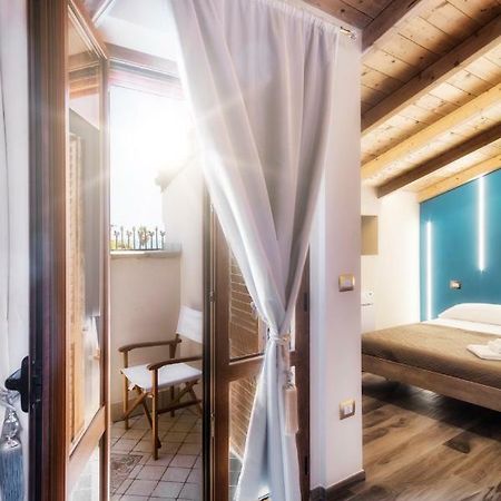 Palazzo Eugenia Suites Vasto Esterno foto