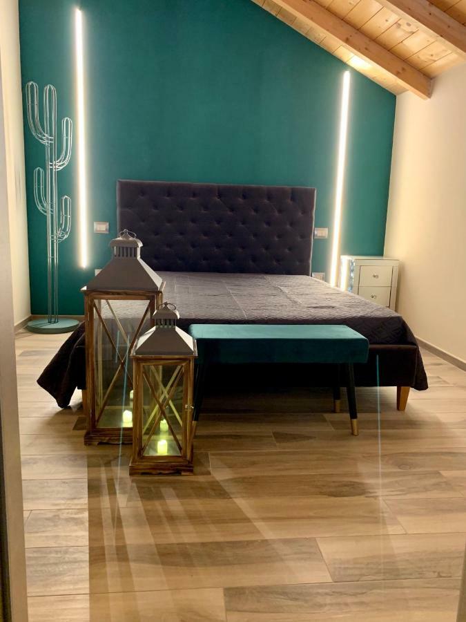 Palazzo Eugenia Suites Vasto Esterno foto