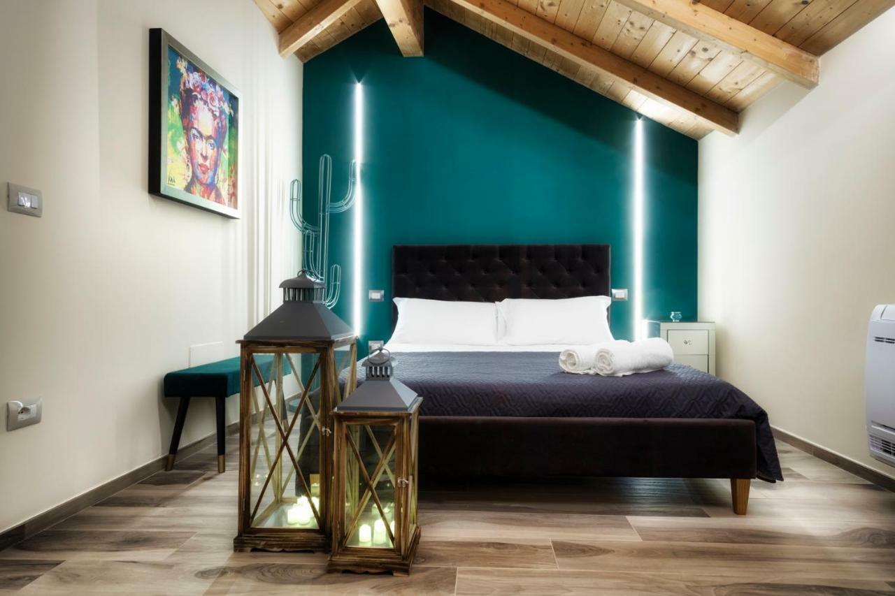 Palazzo Eugenia Suites Vasto Esterno foto