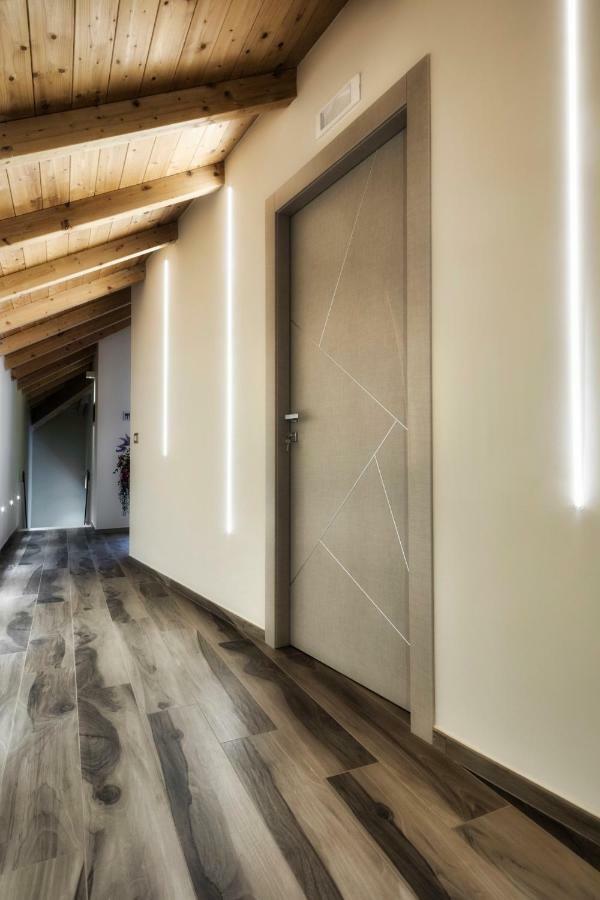 Palazzo Eugenia Suites Vasto Esterno foto