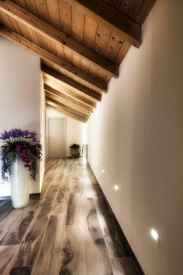 Palazzo Eugenia Suites Vasto Esterno foto
